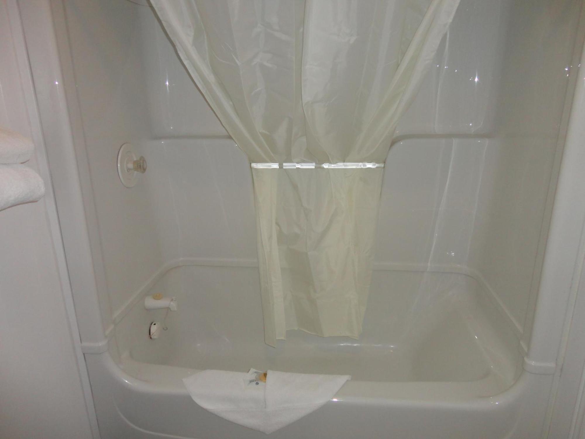 Canadas Best Value Inn Kapuskasing Exterior photo