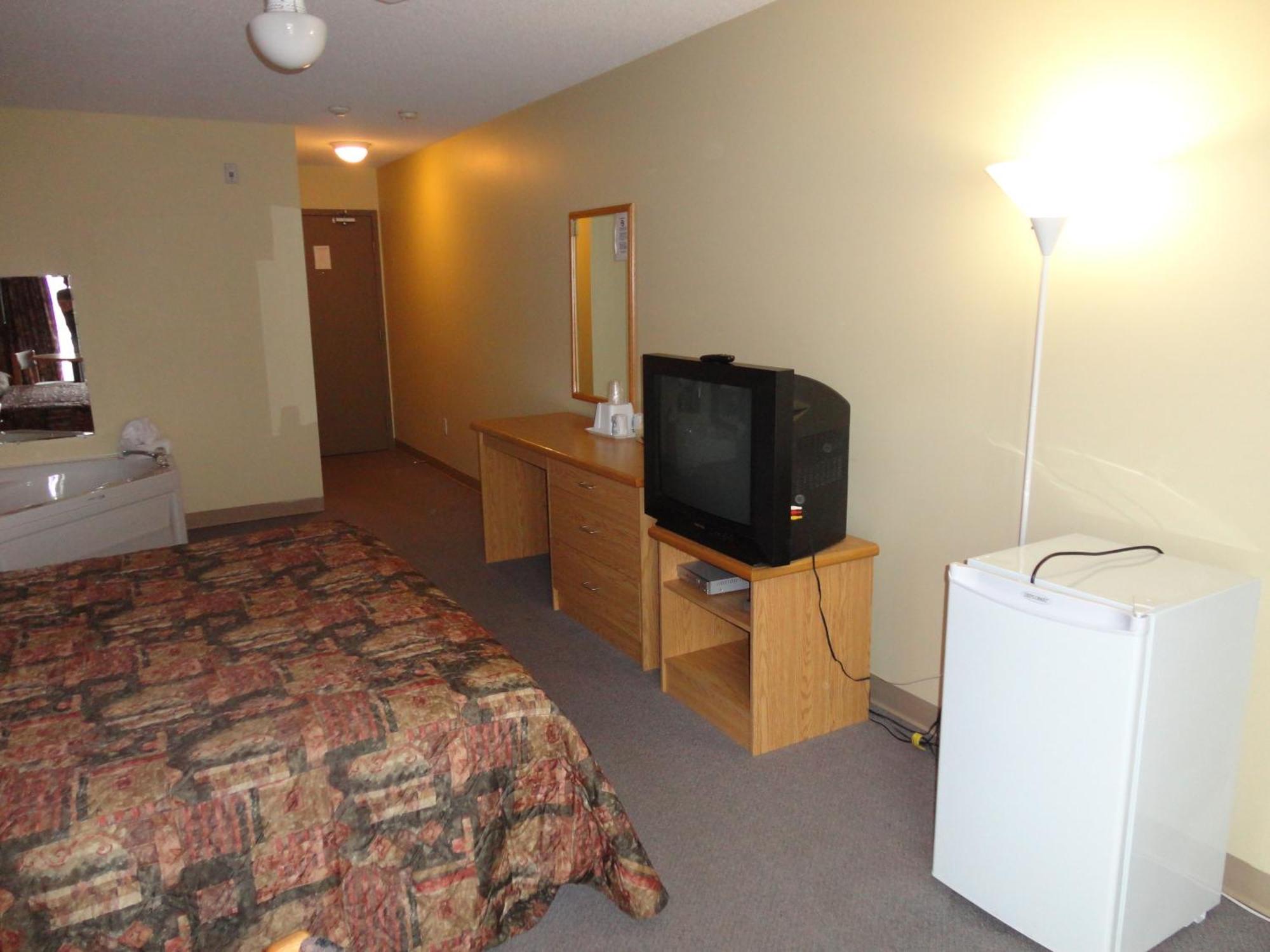 Canadas Best Value Inn Kapuskasing Exterior photo