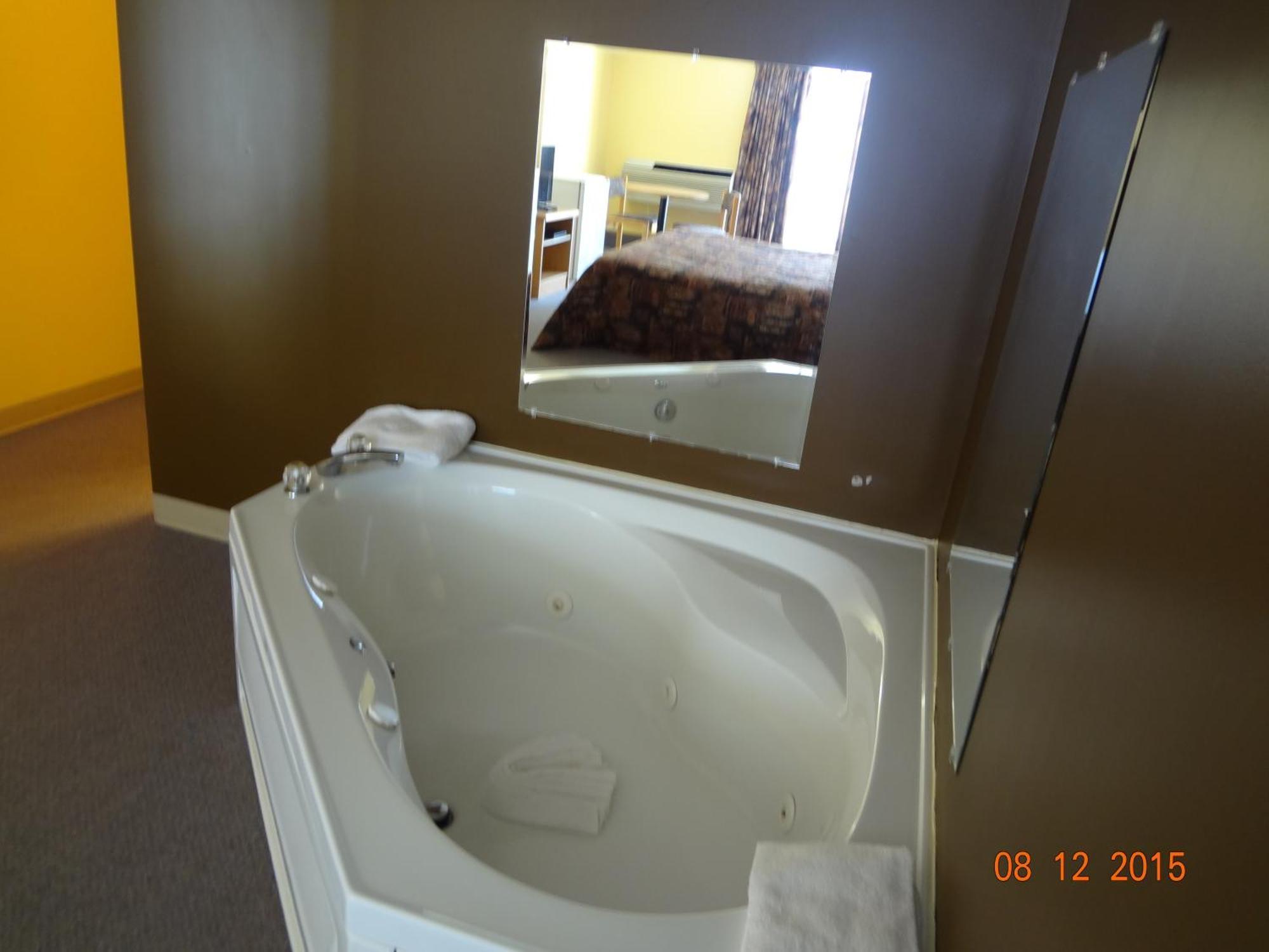 Canadas Best Value Inn Kapuskasing Room photo