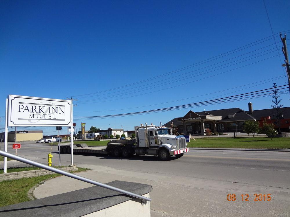Canadas Best Value Inn Kapuskasing Exterior photo