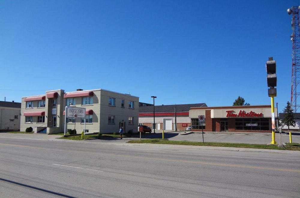 Canadas Best Value Inn Kapuskasing Exterior photo