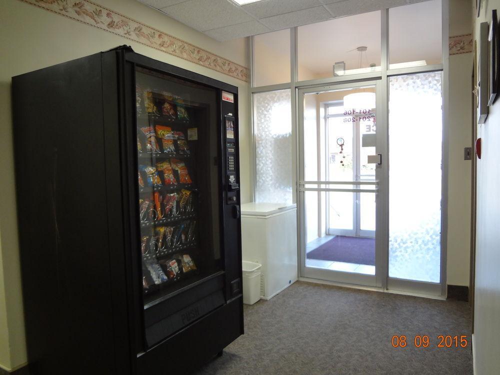 Canadas Best Value Inn Kapuskasing Exterior photo